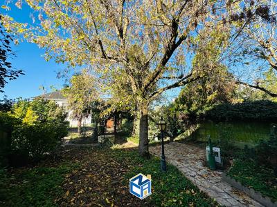 Maison - 101 m² - 4 pièces