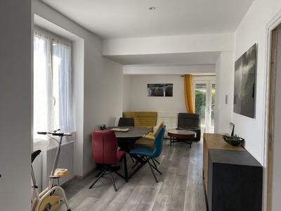 Maison - 77 m² - 4 pièces