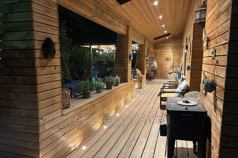 Maison - 151 m² - 8 pièces