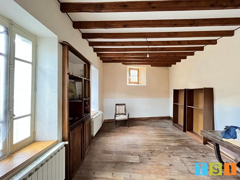Maison - 95 m² - 3 pièces