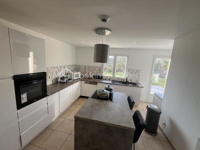 Maison - 190 m² - 7 pièces