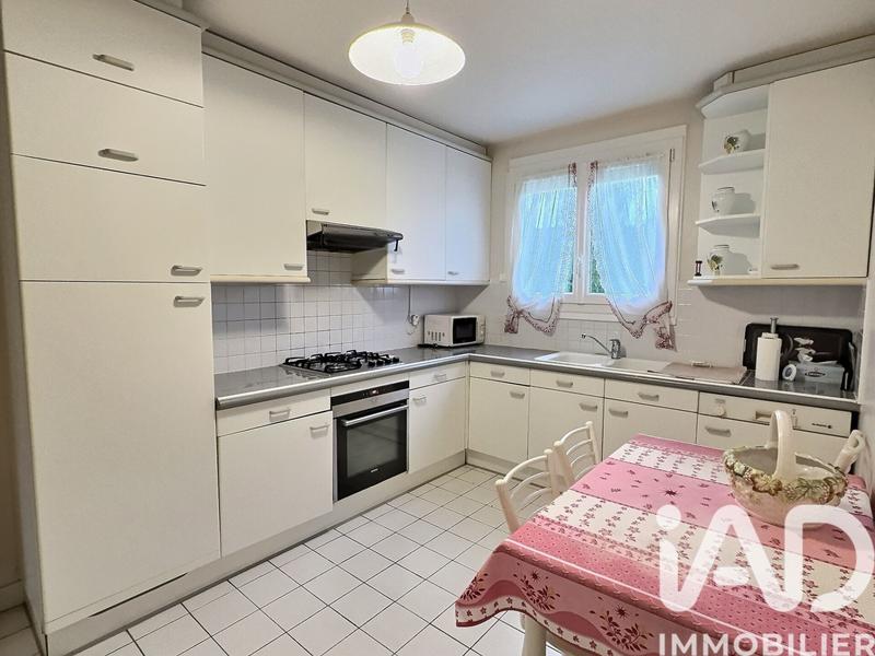 Maison - 122 m² - 6 pièces