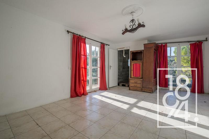 Maison - 188 m² - 7 pièces