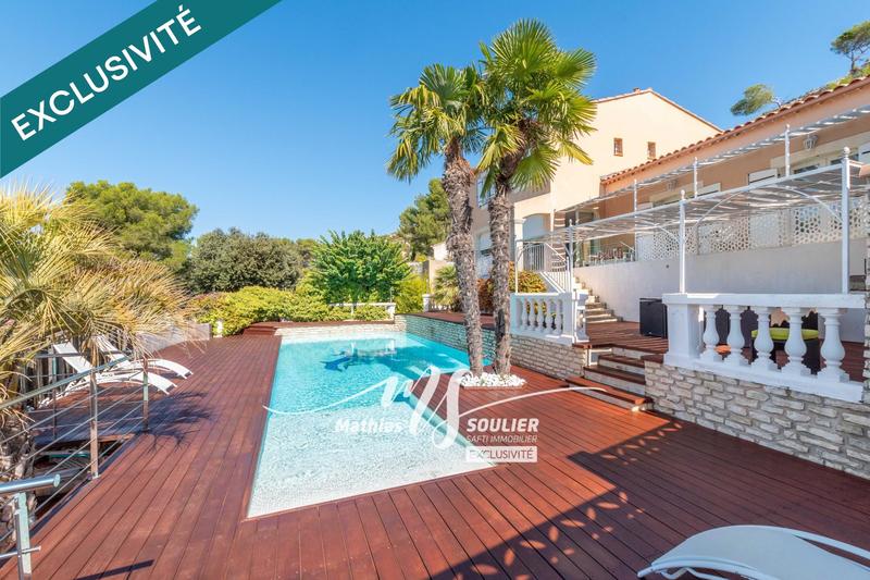 Maison - 215 m² - 7 pièces