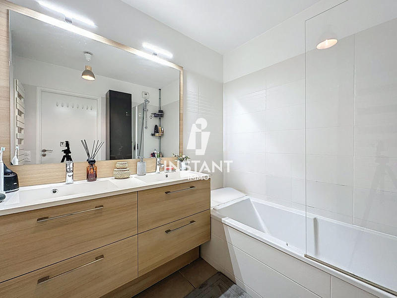 Appartement - 64 m² - 3 pièces