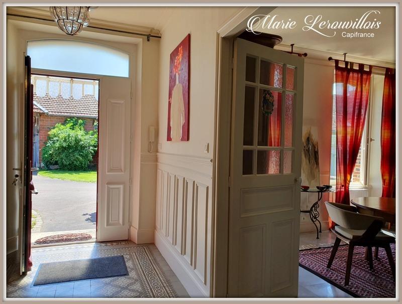 Maison - 402 m² - 12 pièces