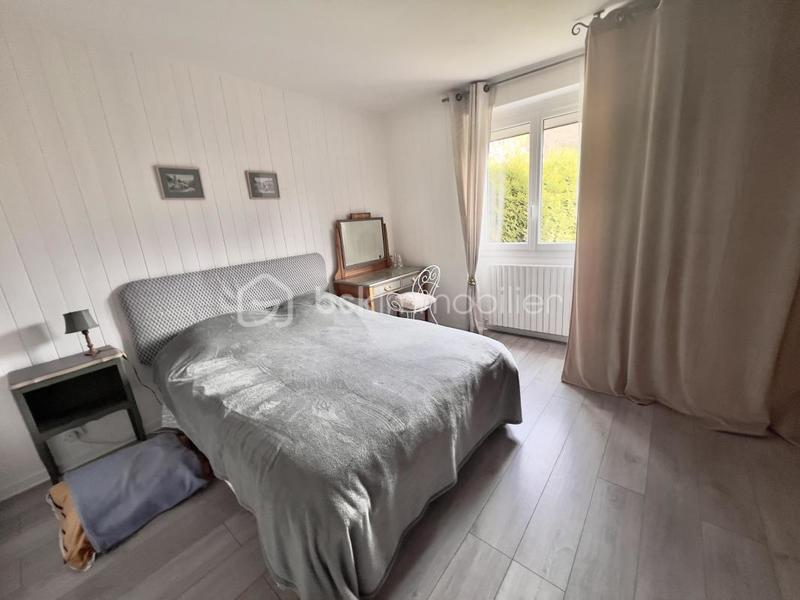 Maison - 262 m² - 9 pièces