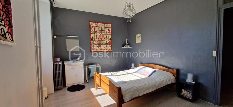 Maison de ville - 211 m² - 9 pièces