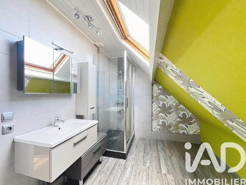 Maison - 192 m² - 8 pièces