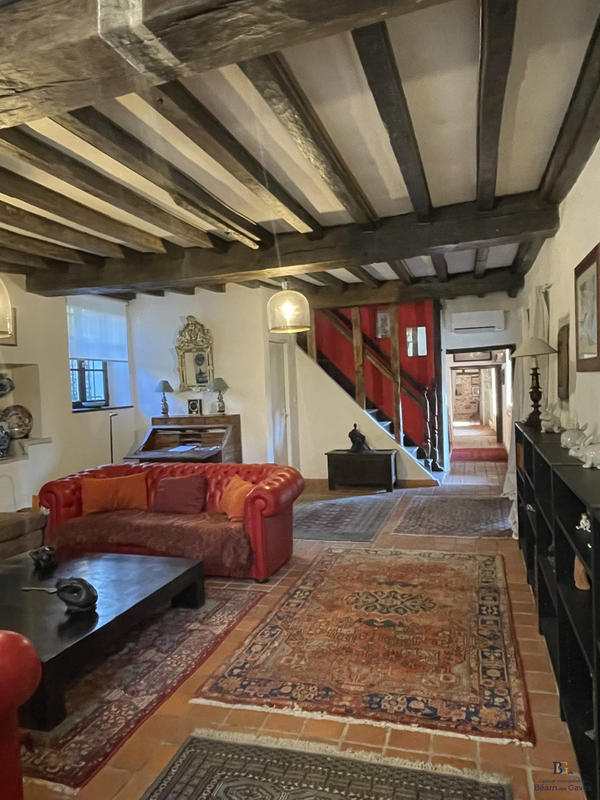 Maison - 231 m² - 6 pièces