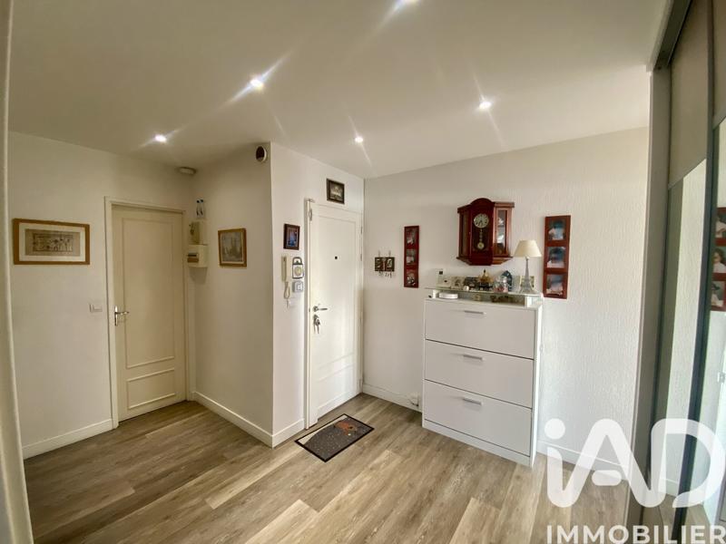 Appartement - 84 m² - 4 pièces