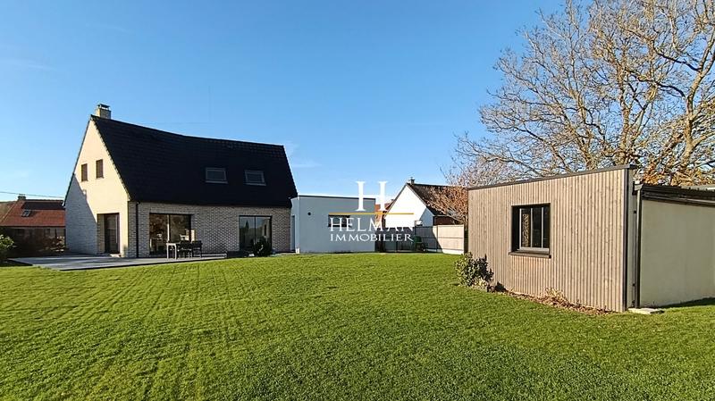 Maison - 130 m² - 4 pièces