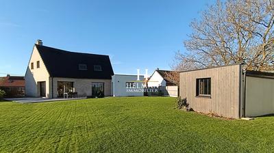 Maison - 130 m² - 4 pièces