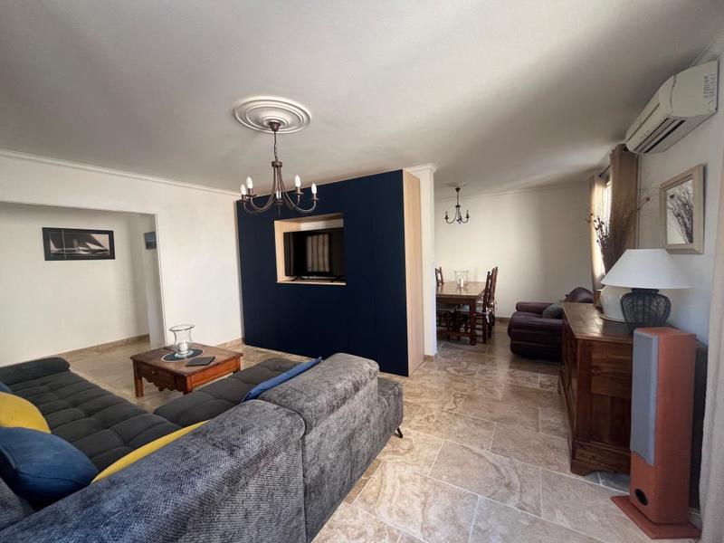 Maison - 90 m² - 3 pièces