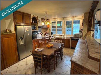 Maison - 150 m² - 7 pièces