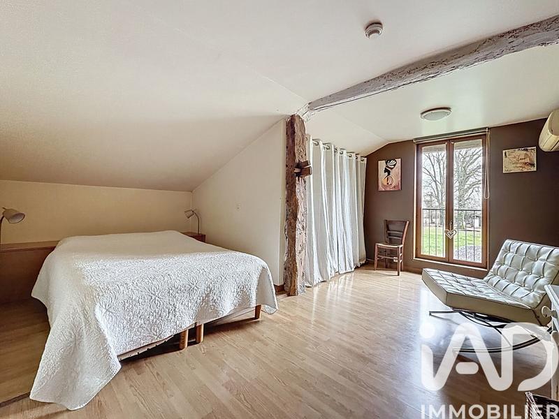 Maison - 208 m² - 5 pièces
