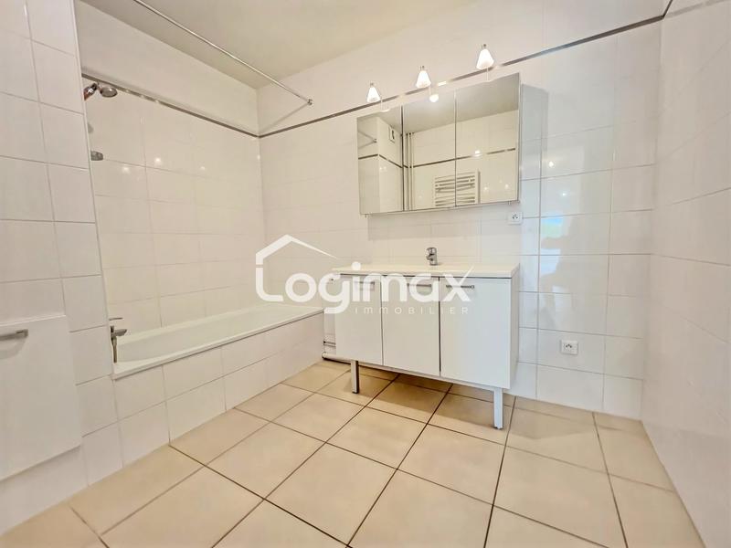 Appartement - 85 m² - 3 pièces