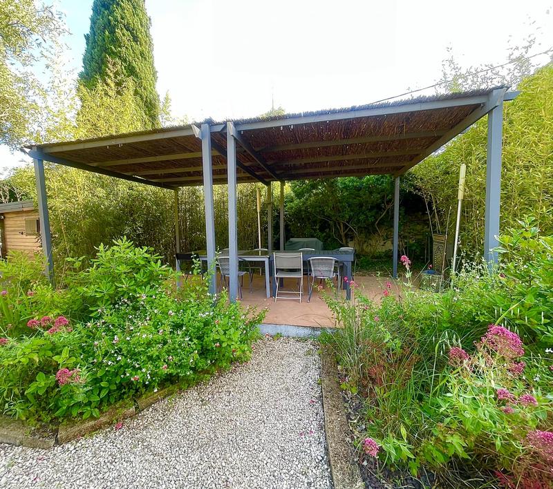 Villa - 210 m² - 9 pièces