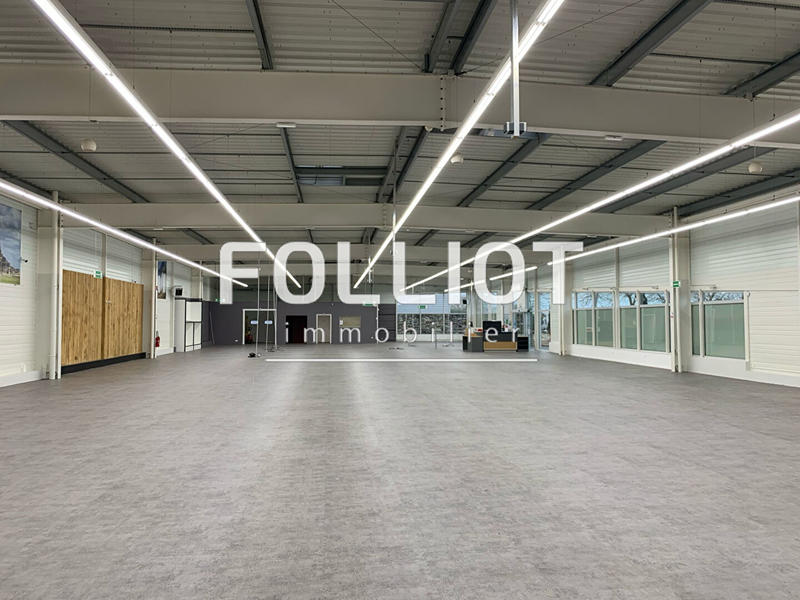 Local commercial - 1 000 m²