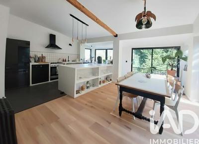 Maison - 160 m² - 5 pièces