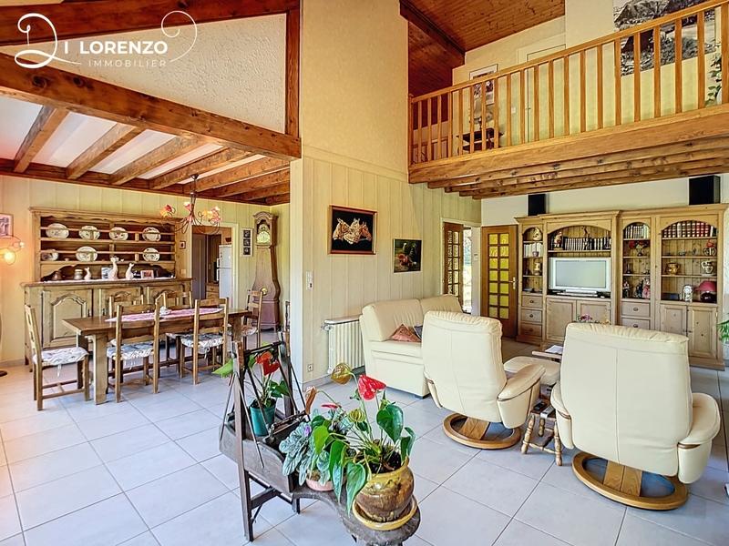 Maison - 178 m² - 7 pièces