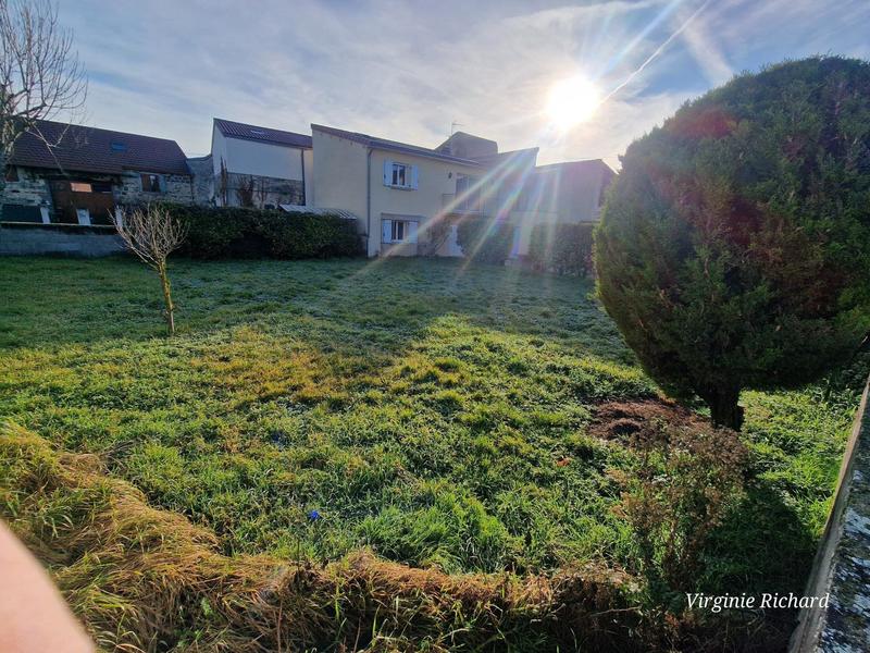 Maison - 120 m² - 7 pièces