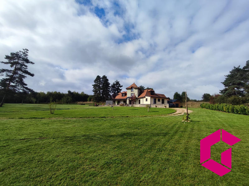 Maison contemporaine - 225 m² - 8 pièces