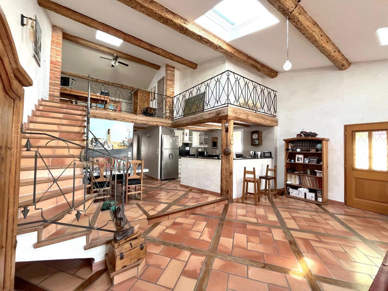 Maison - 193 m² - 5 pièces