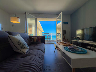 Appartement - 90 m² - 4 pièces