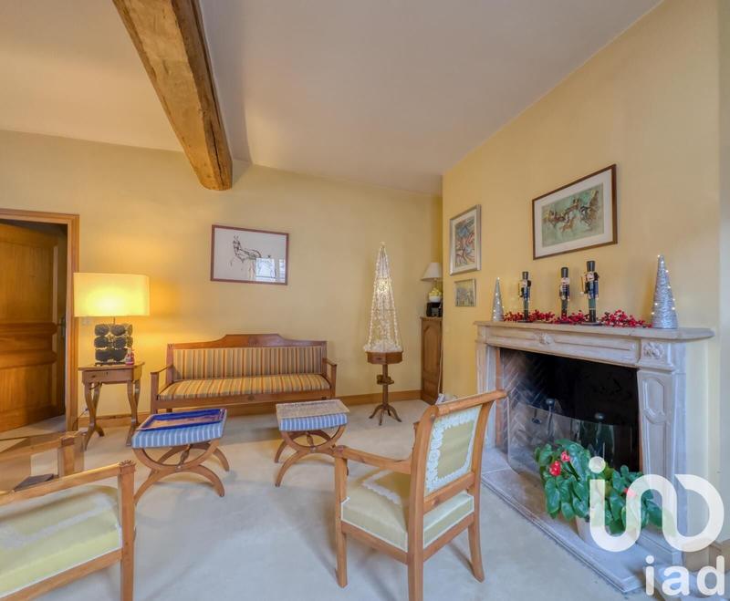 Maison - 317 m² - 10 pièces