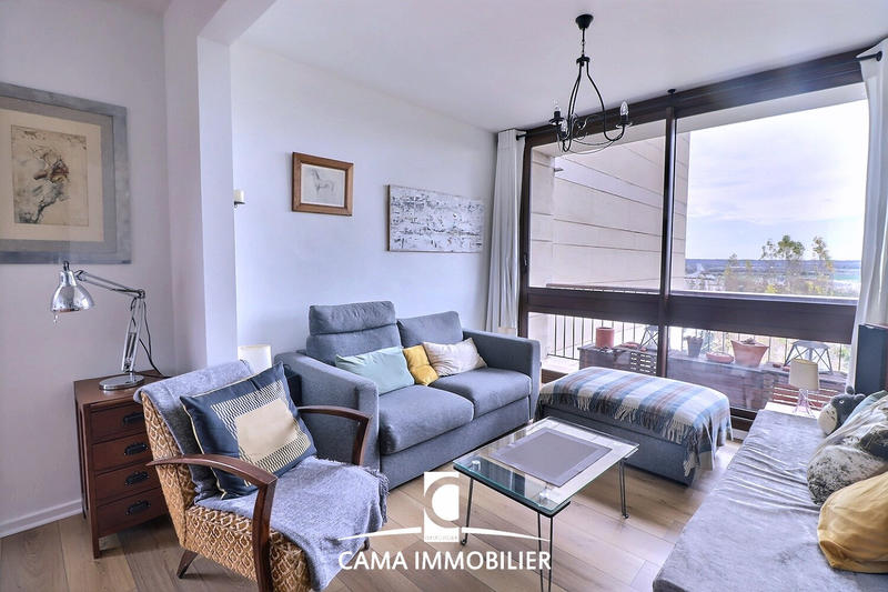 Appartement - 84 m² - 4 pièces