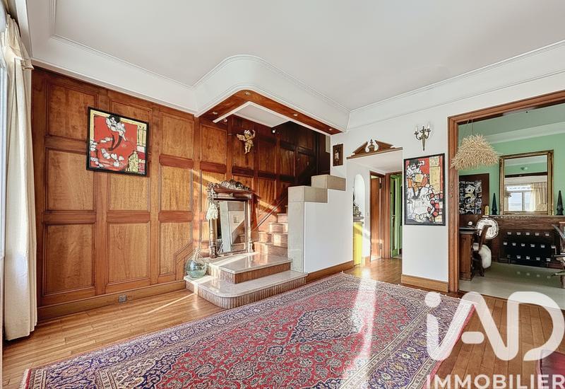 Appartement - 180 m² - 7 pièces