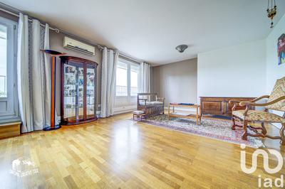 Appartement - 146 m² - 7 pièces