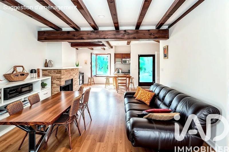 Maison - 290 m² - 9 pièces