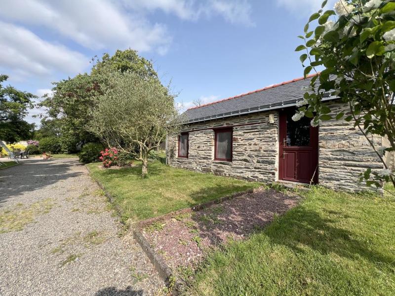 Maison en pierre - 195 m² - 8 pièces