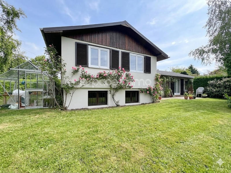 Maison - 150 m² - 7 pièces