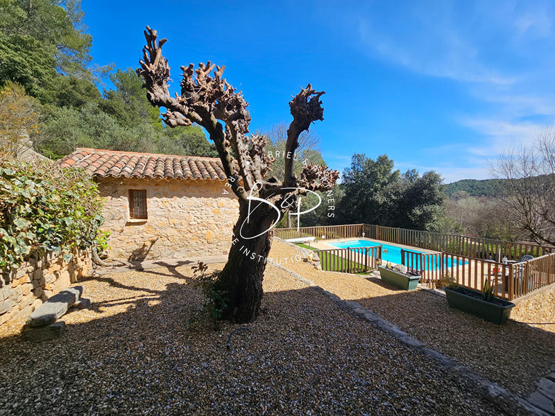 Maison - 146 m² - 6 pièces