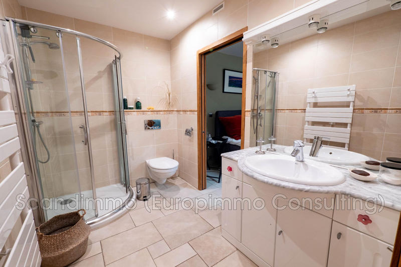 Maison - 102 m² - 5 pièces