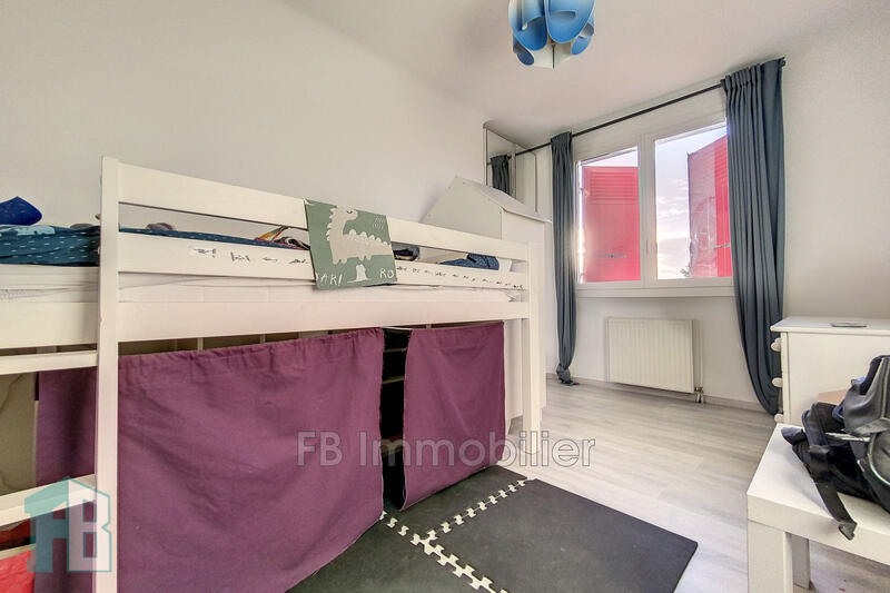 Maison de ville - 63 m² - 4 pièces