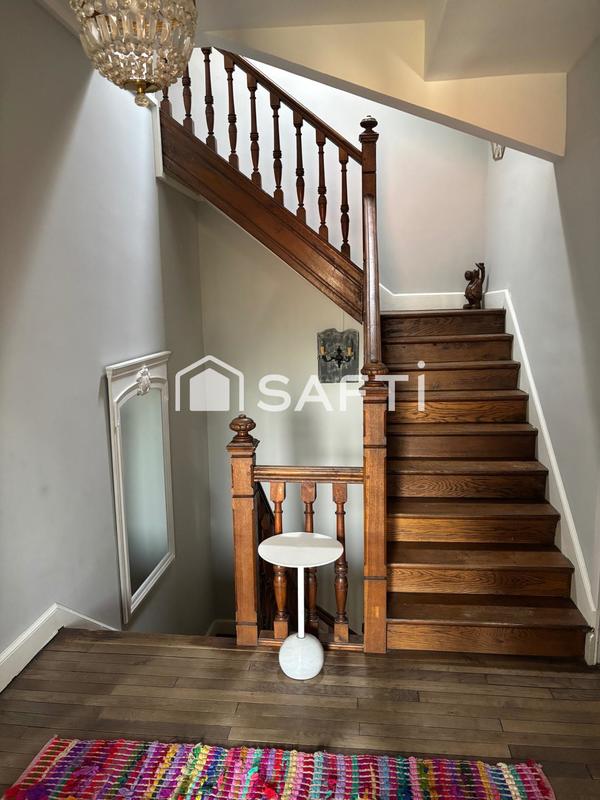 Maison - 195 m² - 5 pièces