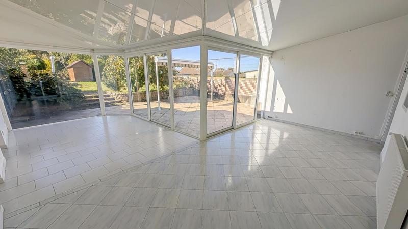 Maison - 205 m² - 6 pièces