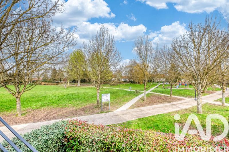 Maison - 224 m² - 9 pièces