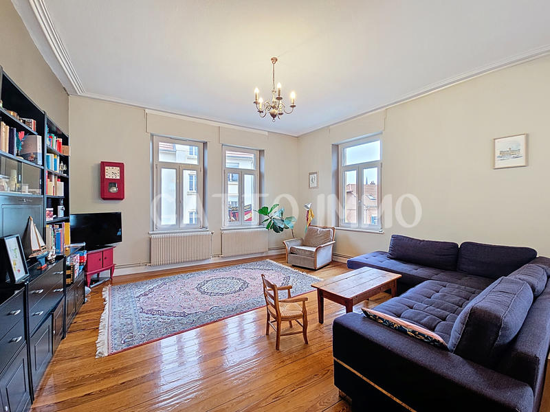 Appartement - 153 m² - 4 pièces