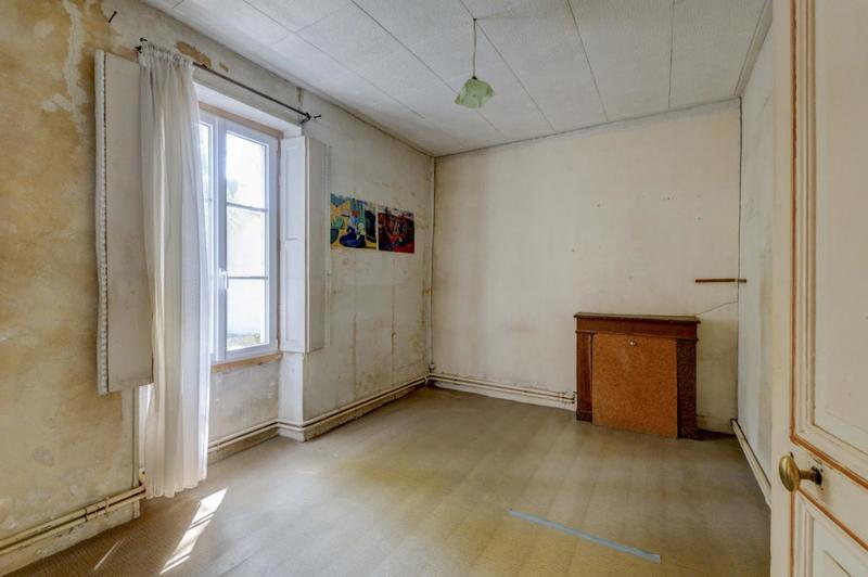 Maison - 105 m² - 6 pièces