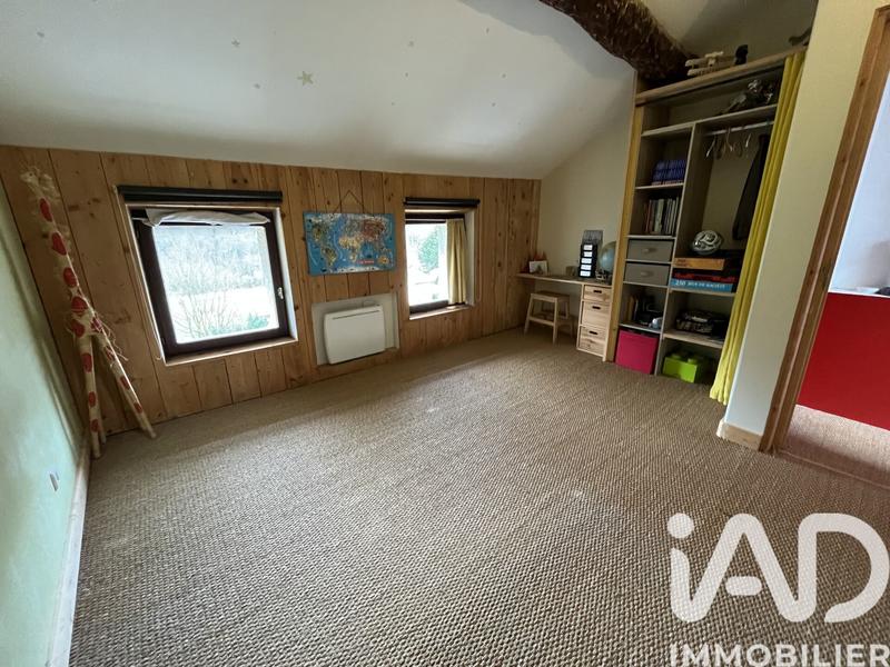 Maison - 148 m² - 7 pièces