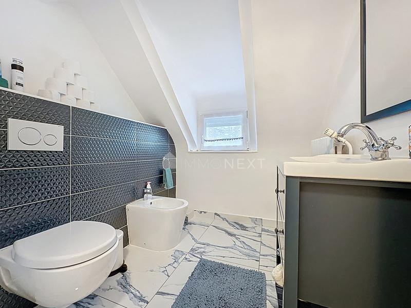 Maison - 166 m² - 6 pièces