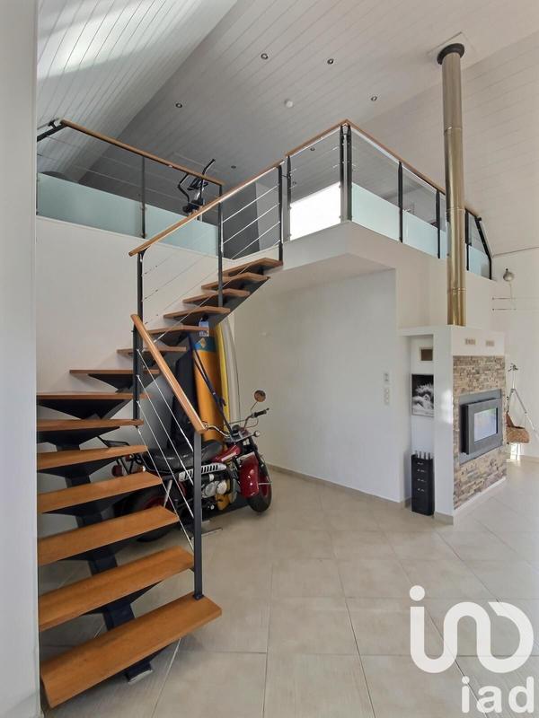 Maison - 239 m² - 7 pièces