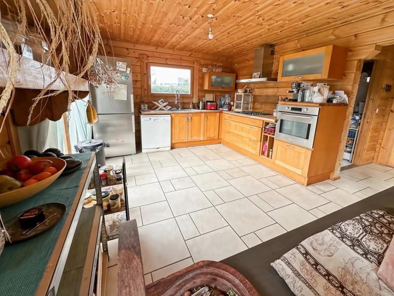 Maison - 162 m² - 6 pièces