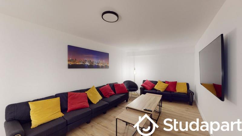 Chambre - 11 m² - 1 pièce