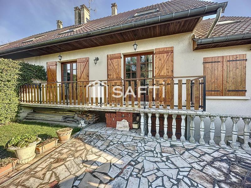 Maison - 101 m² - 5 pièces